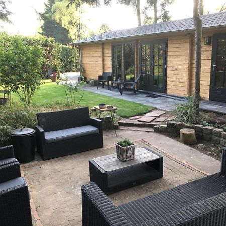 3 Slaapkamer Blokhut Met Opgemaakte Bedden Villa Putten Luaran gambar